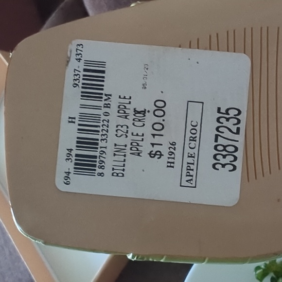 Billini light green summer sandals with triangle hilll - Picture 5 of 5